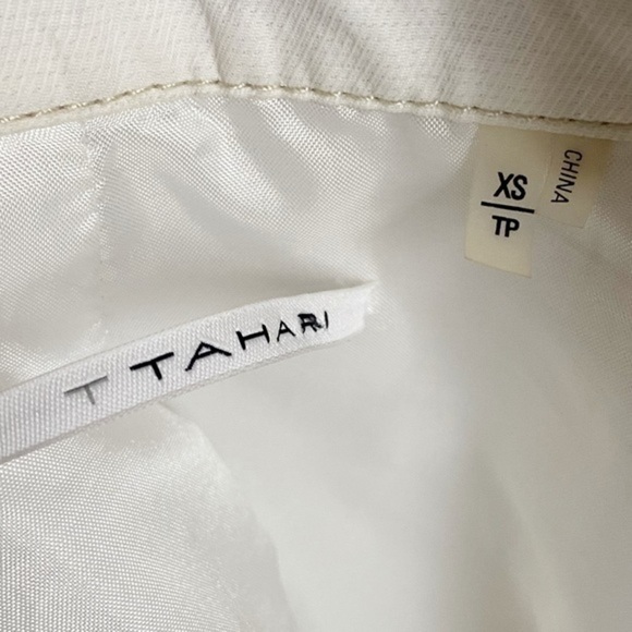 T Tahari • White Snap Front Lightweight Jacket - Picture 6 of 7